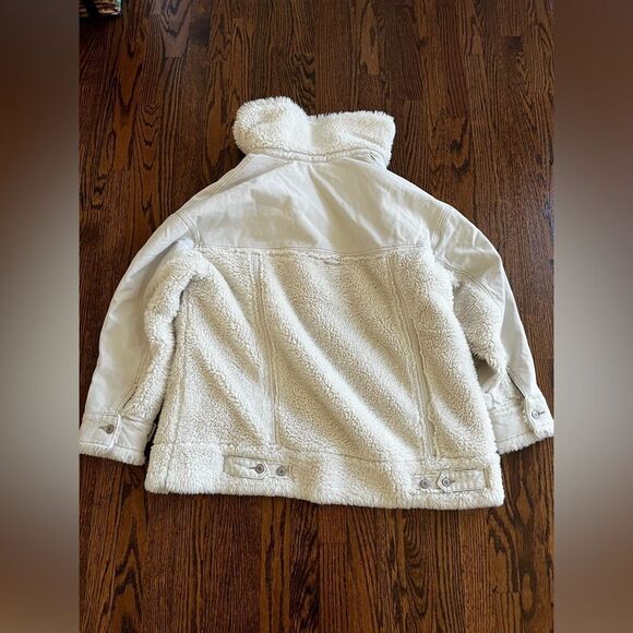 FREE PEOPLE We The Free Holly Cozy Denim Jacket
NEW Ecru Size Large - Picture 7 of 7